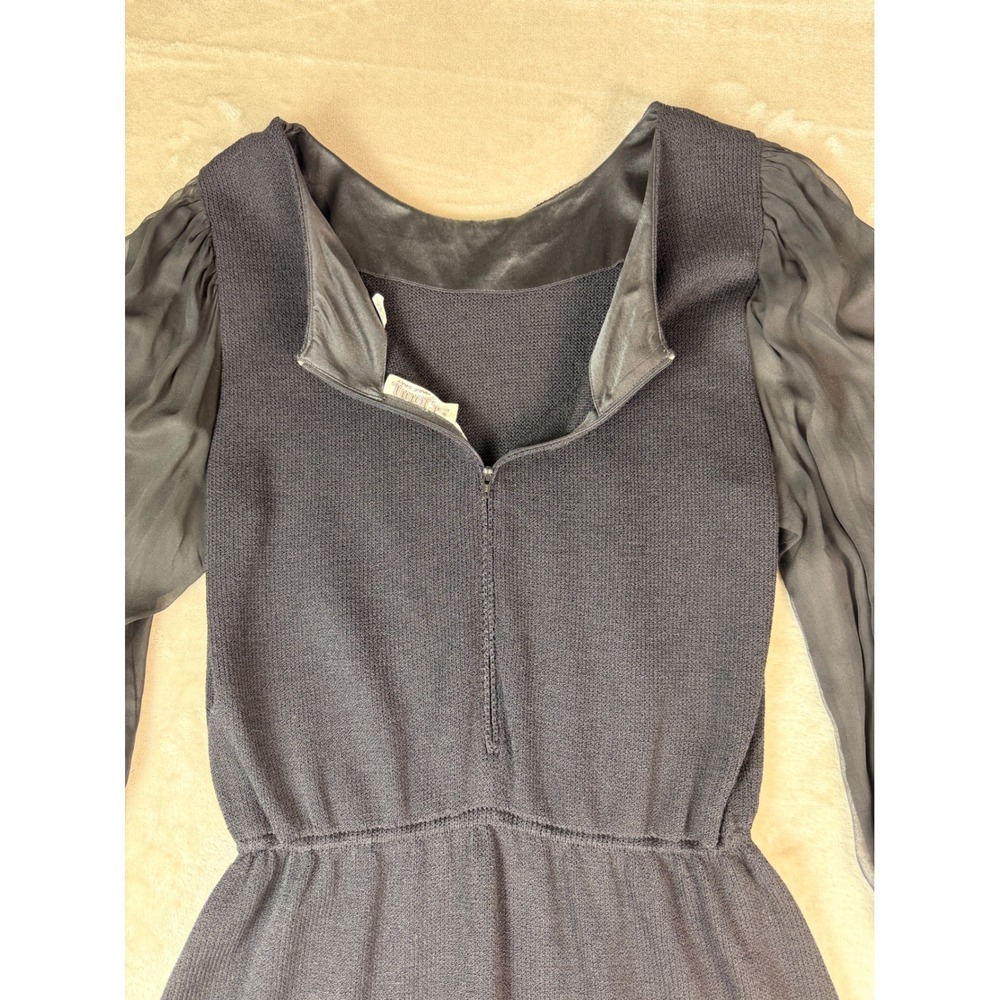 Vintage St John By Marie Gray Knit Sheer Sleeve Black Sheath Dress Size 10 - Picture 6 of 8